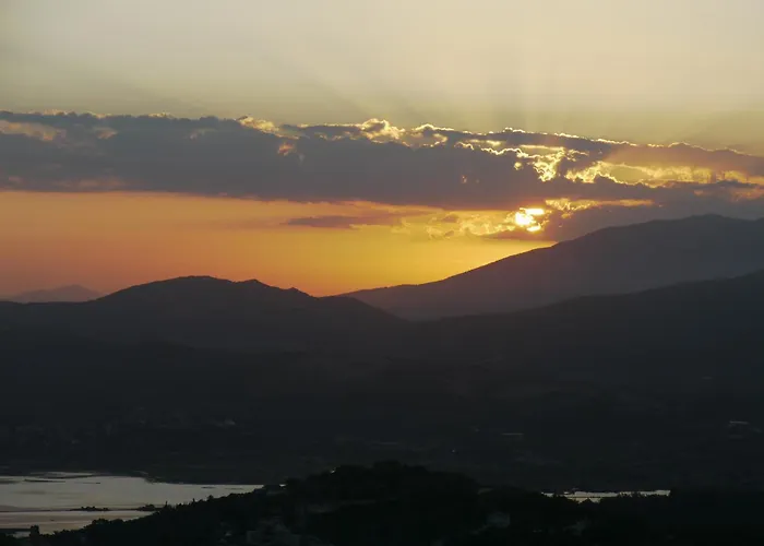Villelia View 2 *